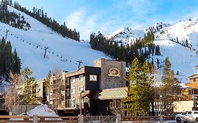 Red Wolf Lodge at Squaw Valley